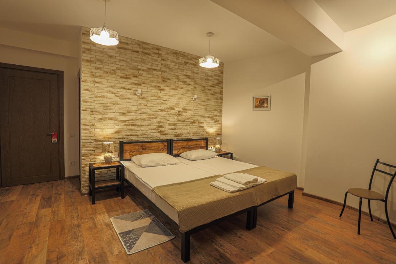 Winehouse Old Qvevri Apartments Тбілісі Екстер'єр фото